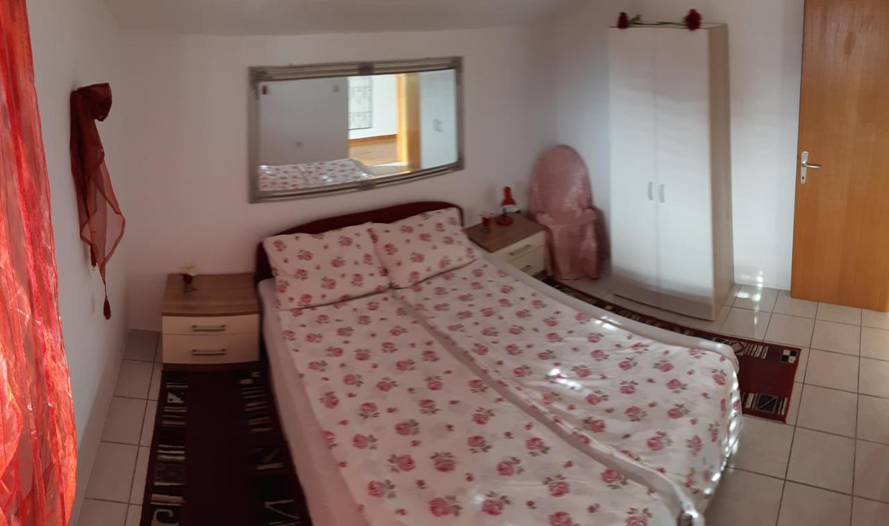 Apartments Maltasic Вир Екстериор снимка