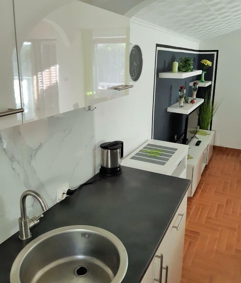 Apartments Maltasic Вир Екстериор снимка